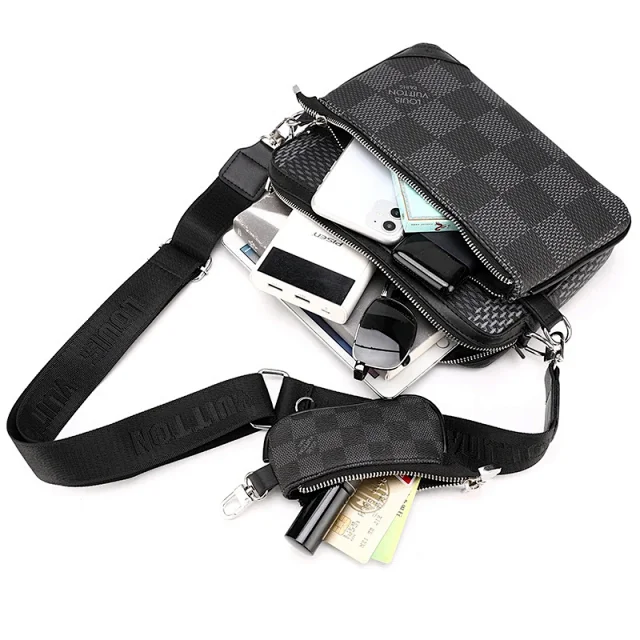 Louis Vuitton Crossbody Bags Monogram Flap Messenger Bag product detail image 54