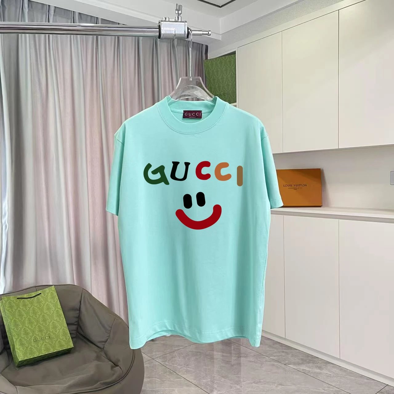 Gucci T-Shirts Oversized graphic-print crewneck — TS-026