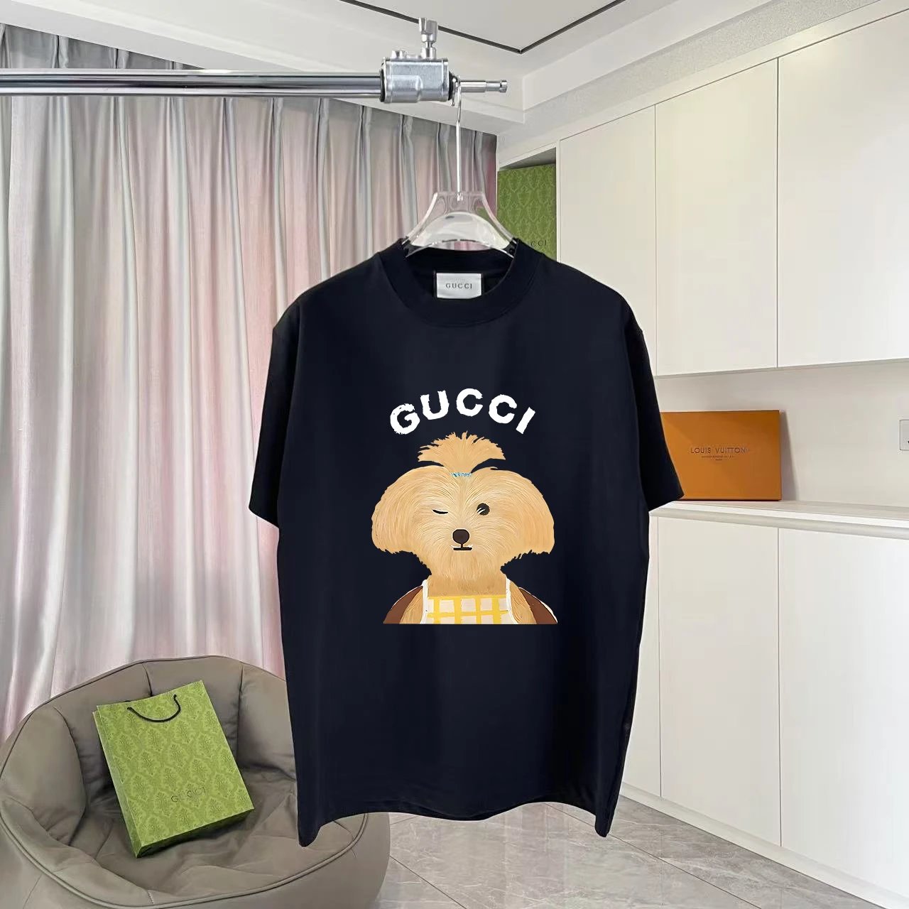Gucci T-Shirts Oversized graphic-print crewneck — TS-016