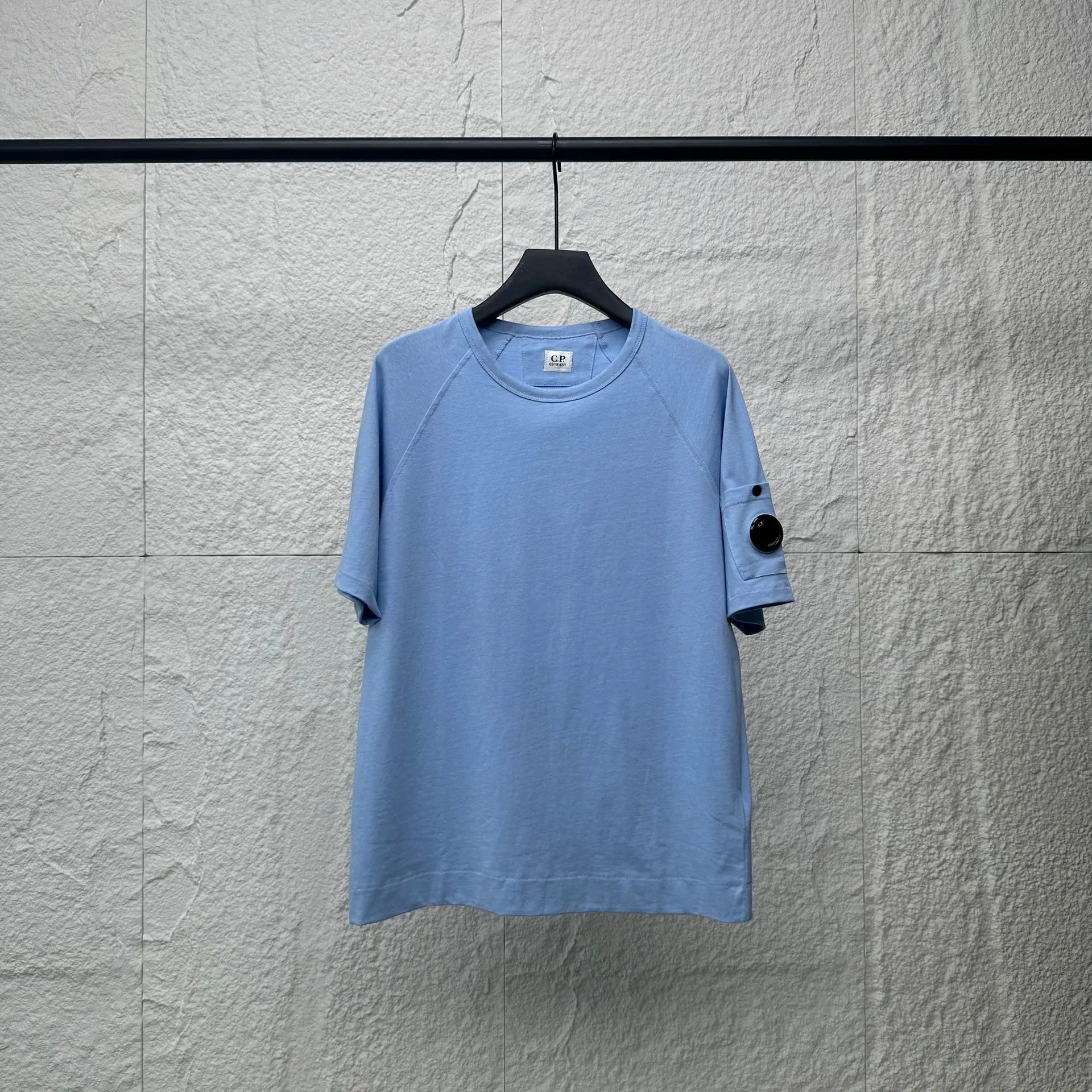 C.P. Company T-Shirts Lens sleeve pocket raglan T-shirt — BB-008