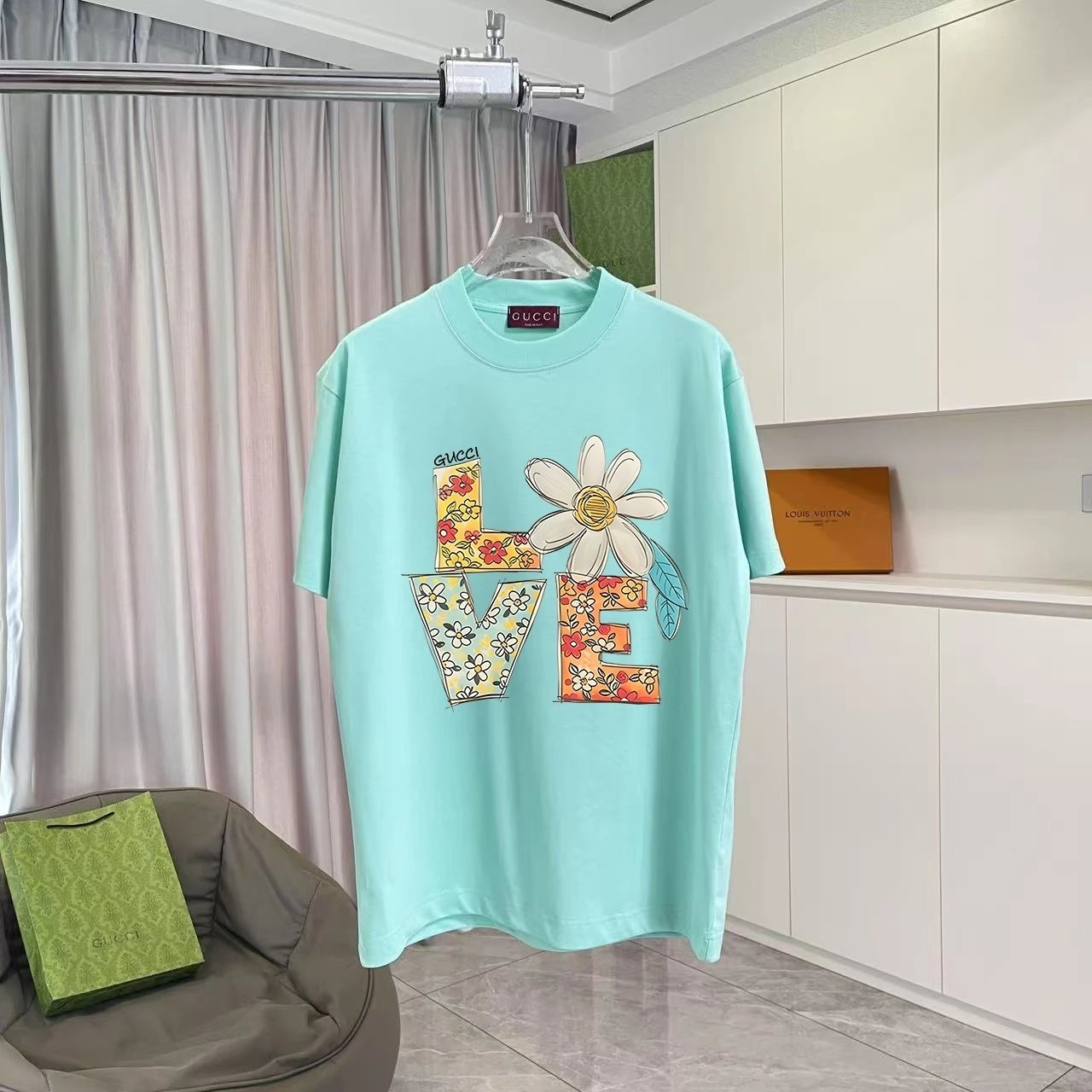 Gucci T-Shirts Graphic-print crew-neck T-shirt — TS-036