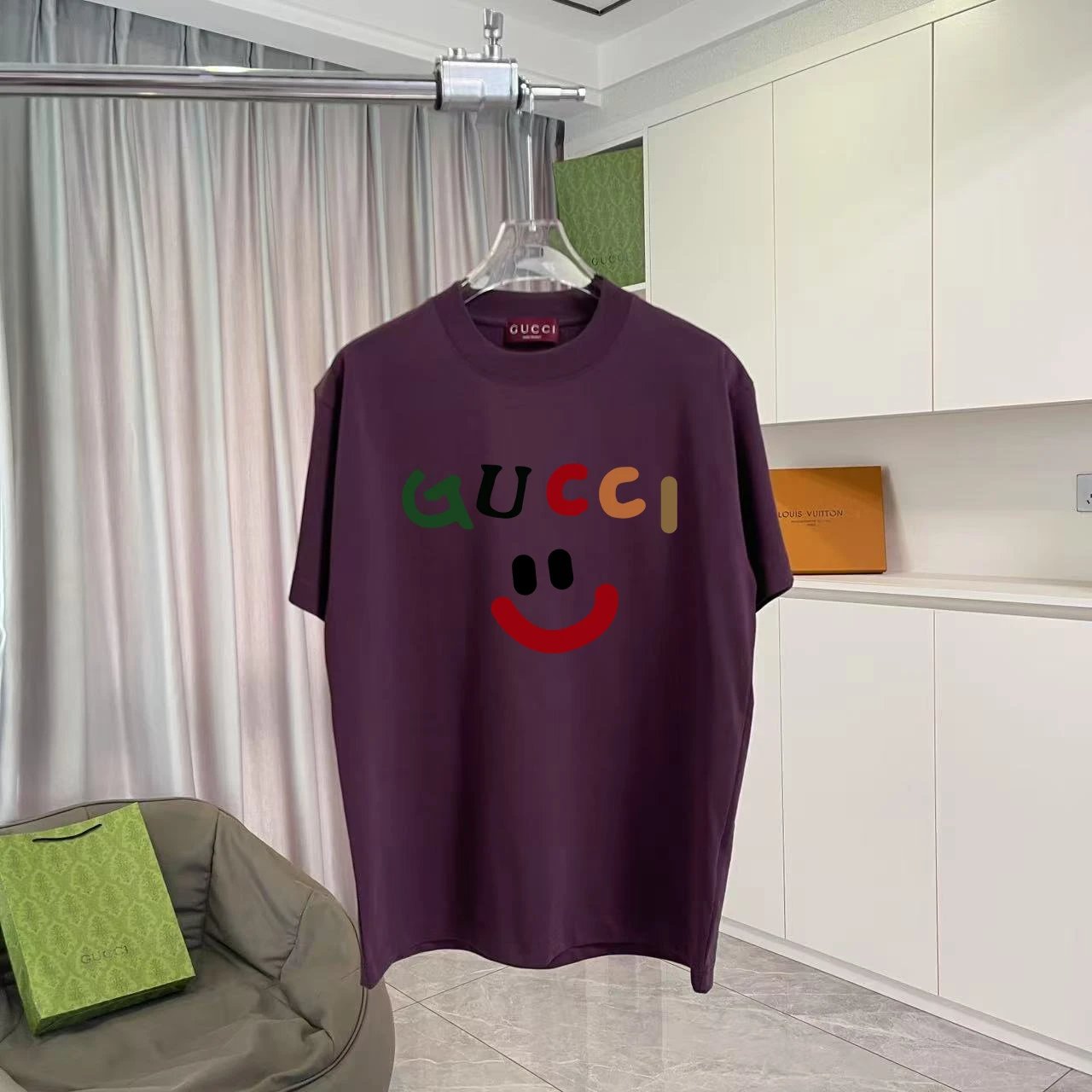 Gucci T-Shirts Oversized graphic-print crewneck — TS-034