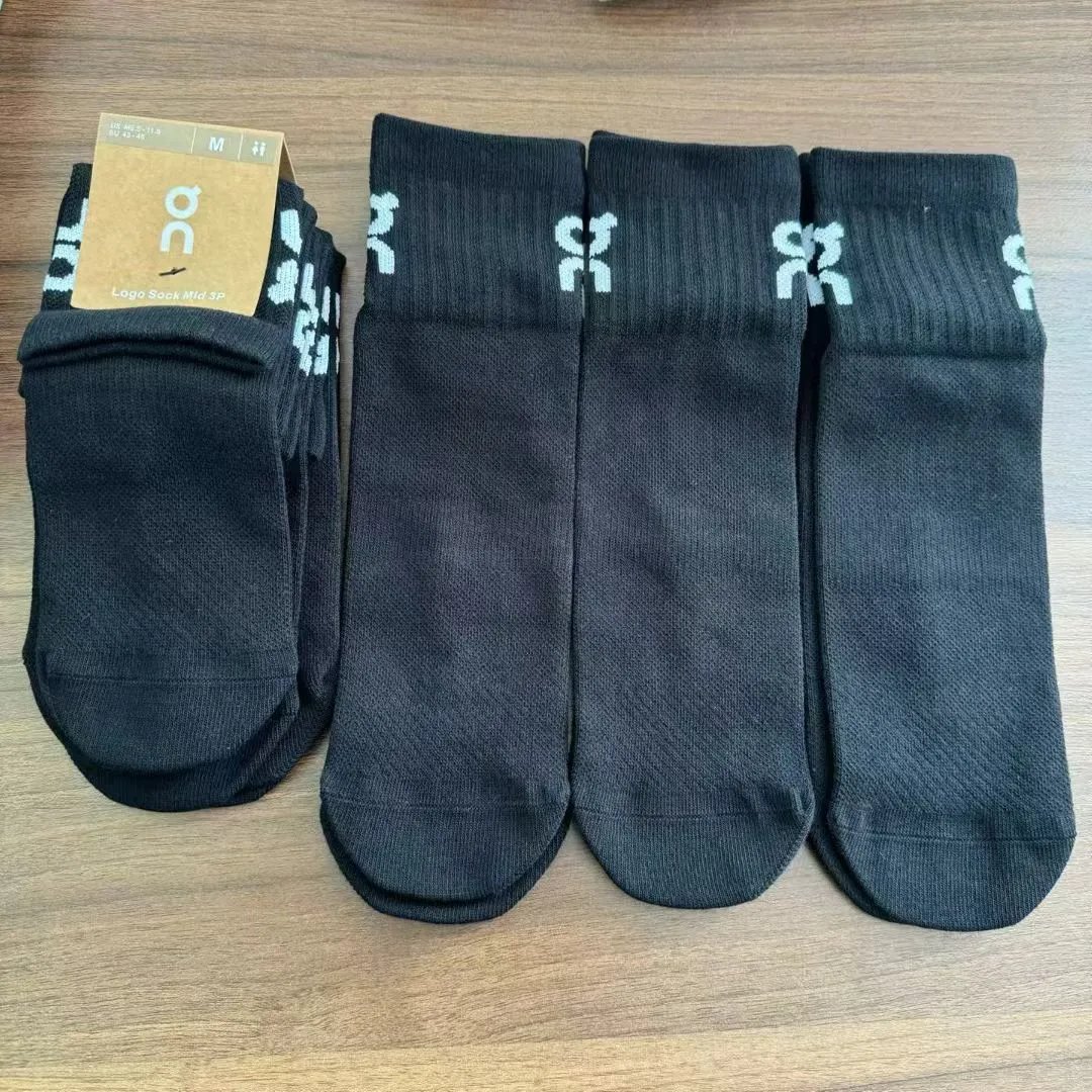 On Socks Ribbed Crew — Fig. 13 Middle Cylinder (3 pairs)