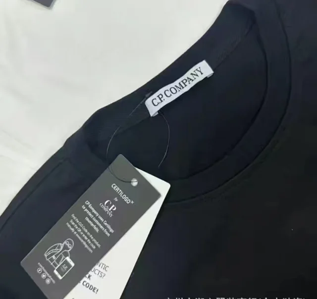 C.P. Company T-Shirts Lens sleeve pocket raglan T-shirt product detail image 11