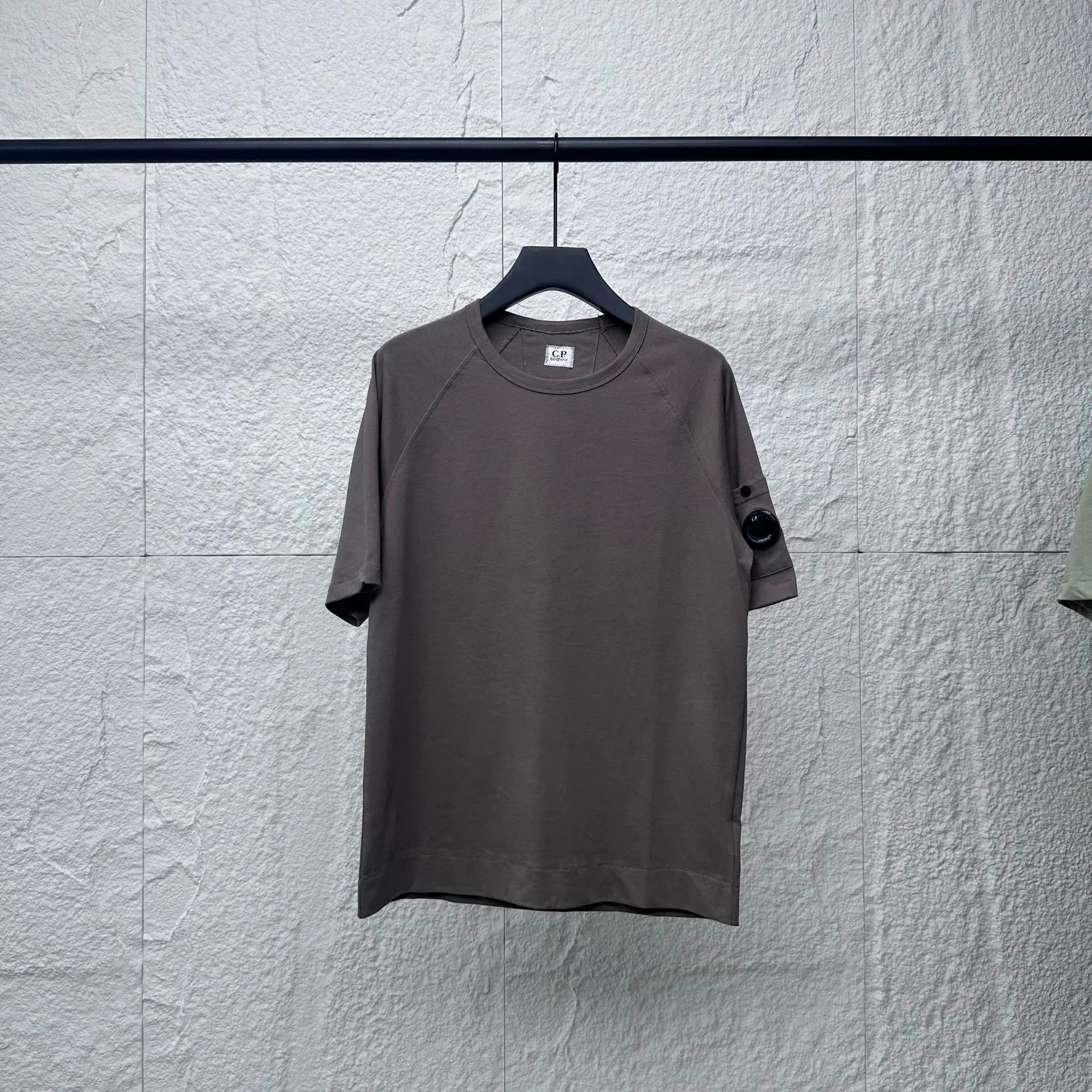 C.P. Company T-Shirts Lens sleeve pocket raglan T-shirt — BB-006