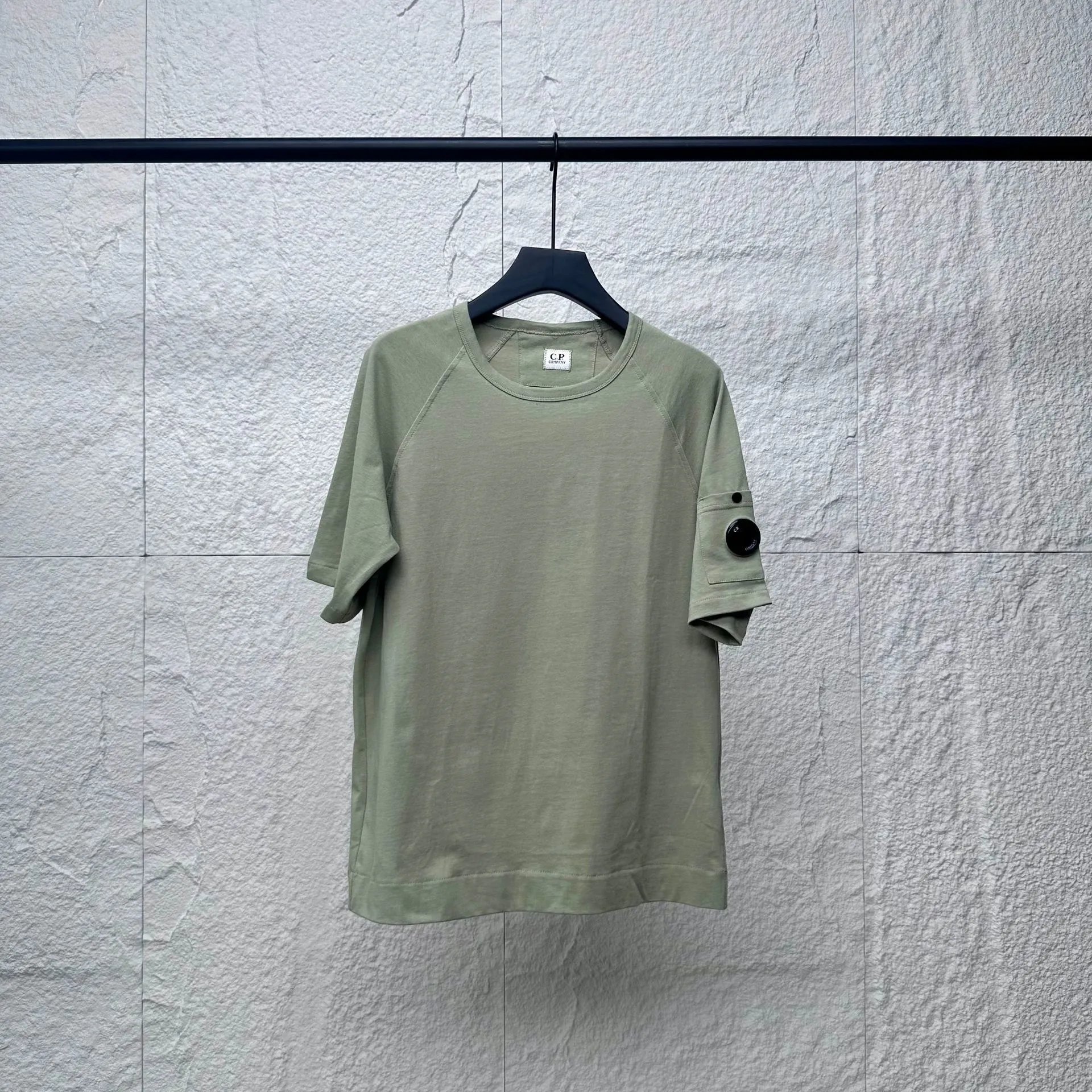 C.P. Company T-Shirts Lens sleeve pocket raglan T-shirt — BB-012