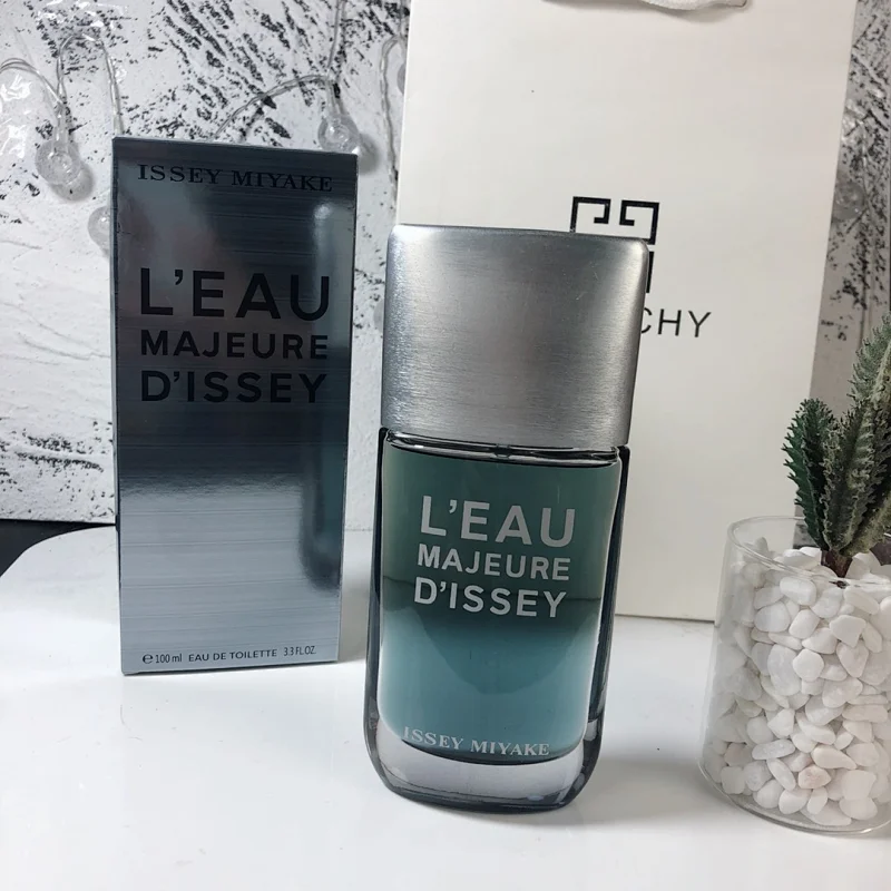 ISSEY MIYAKE — L'Eau d'Issey Pour Homme: Intense