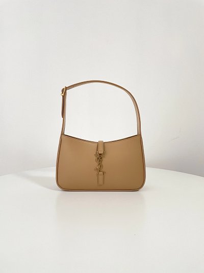 Saint Laurent Le 5 A 7 Hobo