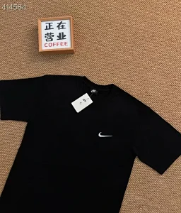 thumbnail for 刺绣休闲t恤短裤