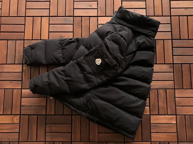 Moncler down jacket: seller detail photo 5