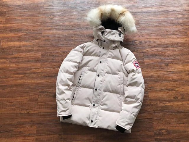 Canada Goose down jacket: seller detail photo 2