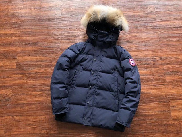 Canada Goose down jacket: seller detail photo 4
