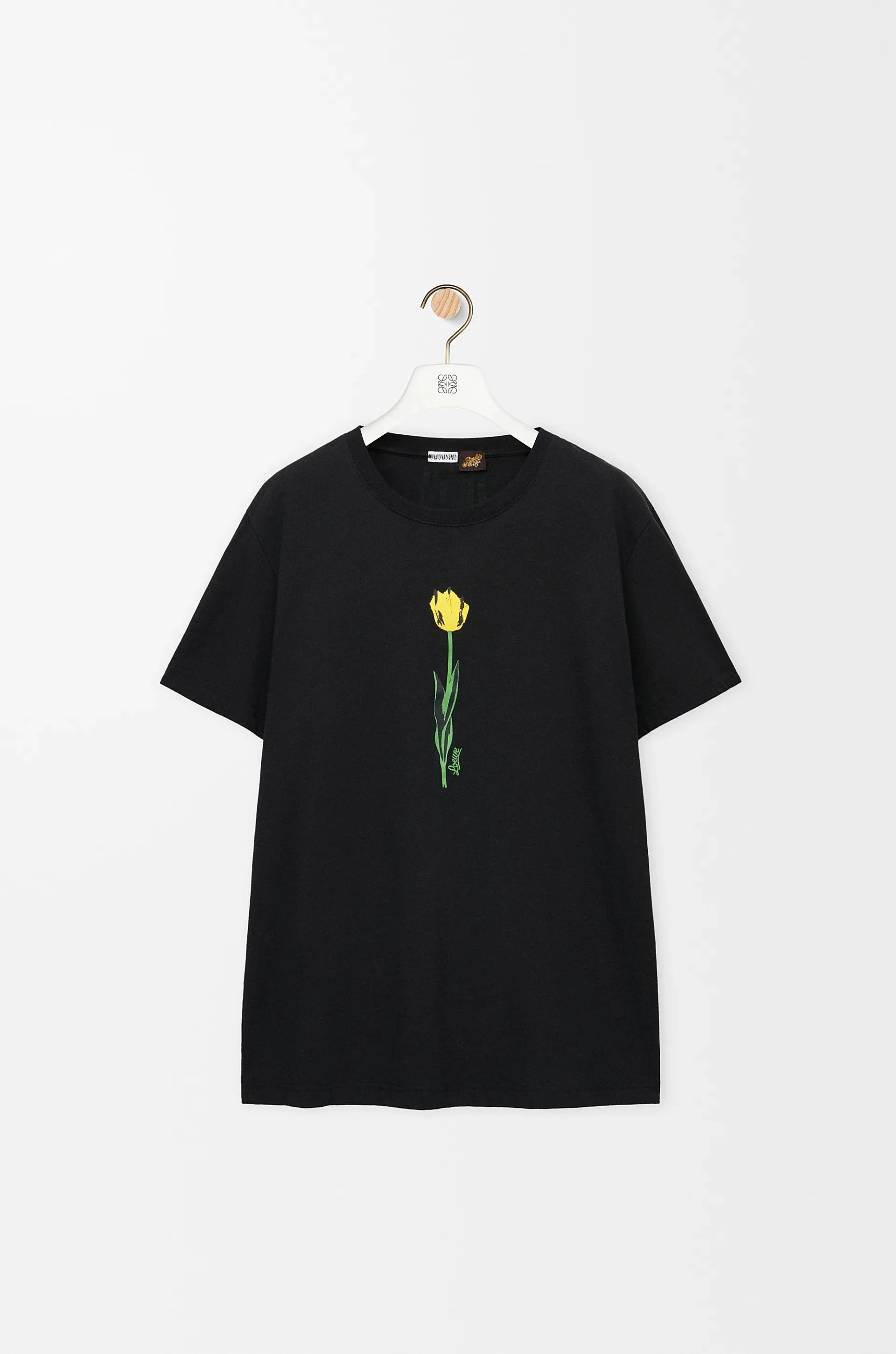 Yejie MADE (Unisex) Original Design Luo Family Sends You a Bouquet of Tulips T-Shirt
