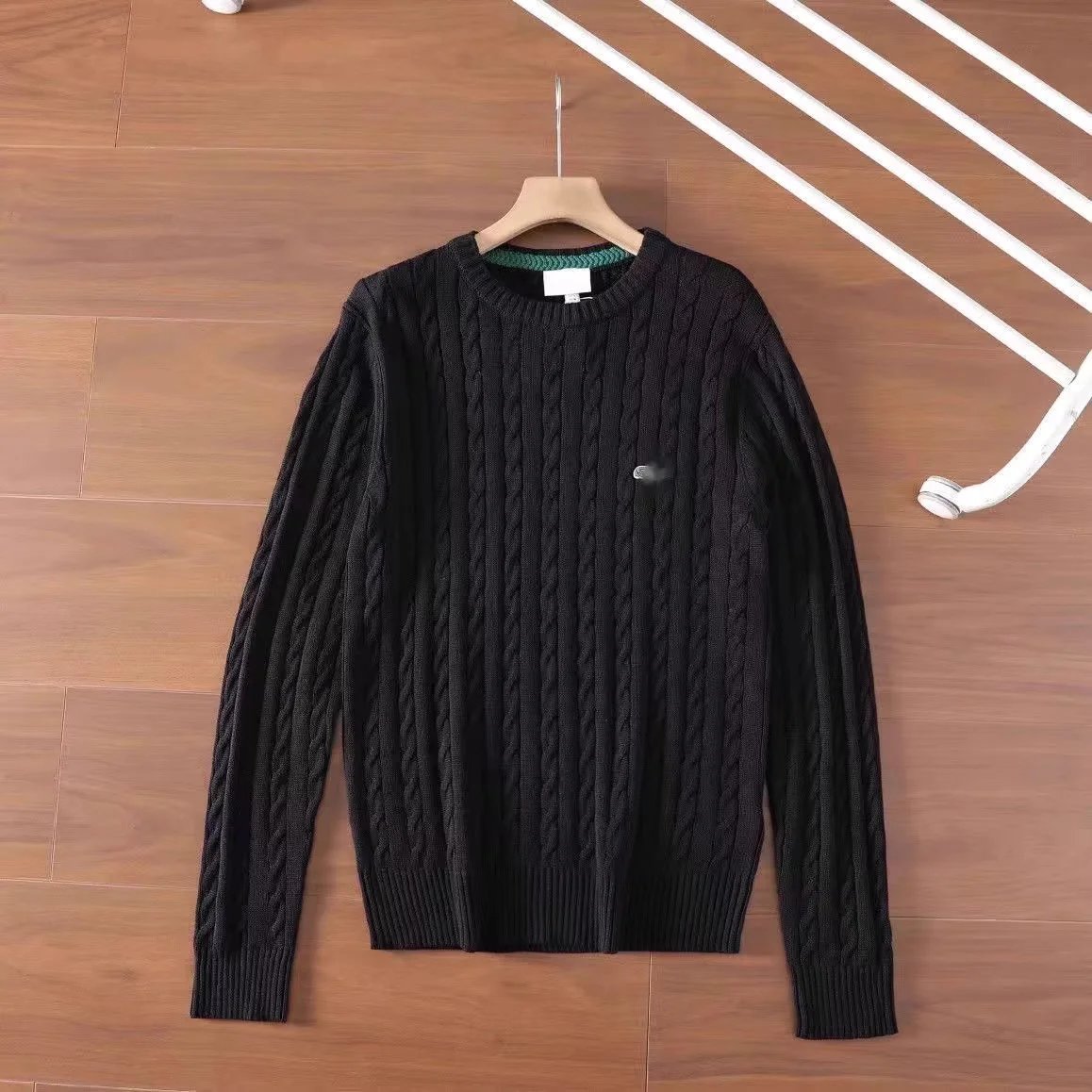 Cable Knit Sweater [