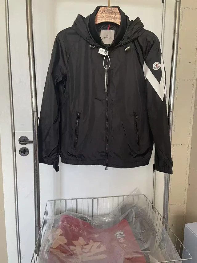 Moncler Jackets Hooded zip-front windbreaker jacket product detail image 5