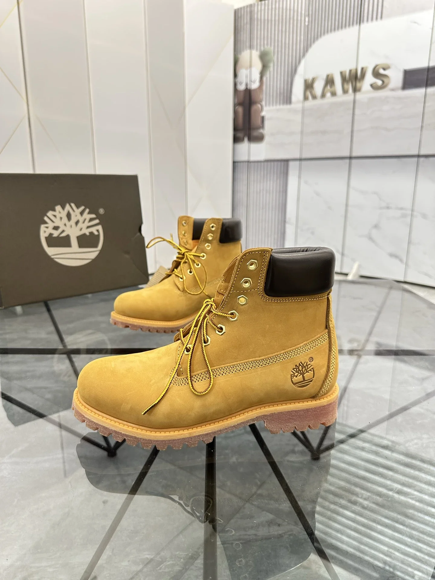 Timbelang shoes