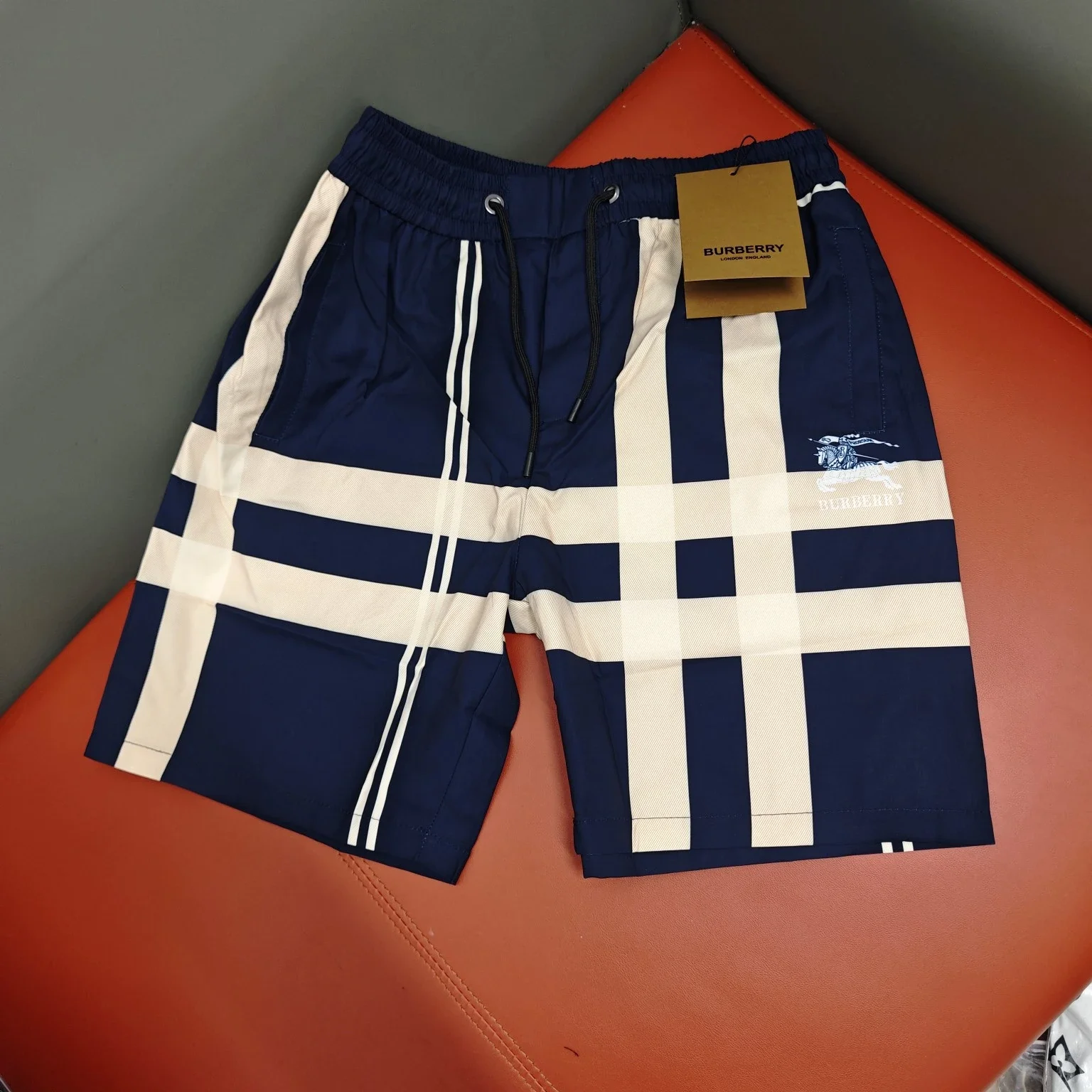 Burberry, Shorts