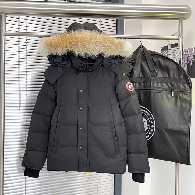 Canada Goose down jacket: seller detail photo 1