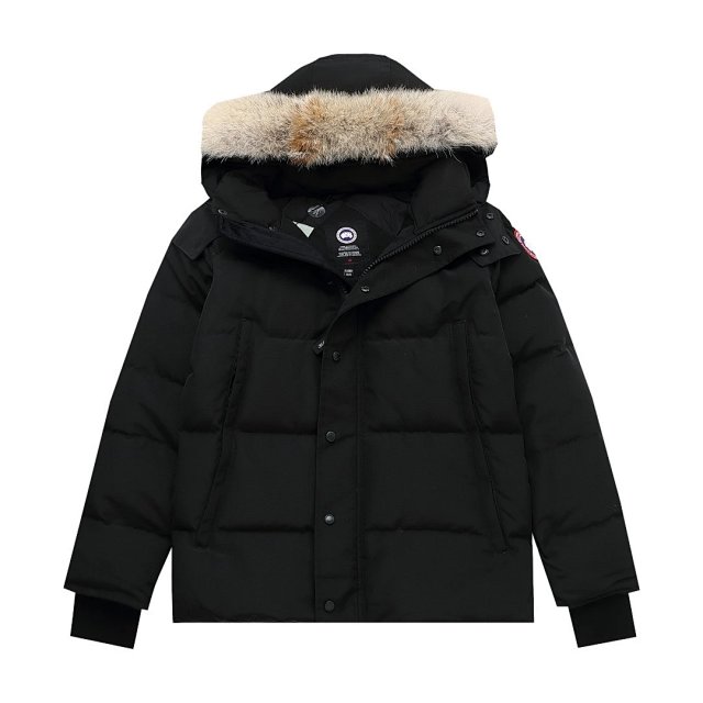 Canada Goose down jacket: seller detail photo 3