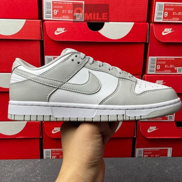 Nike Dunk Low sneakers product detail image 25