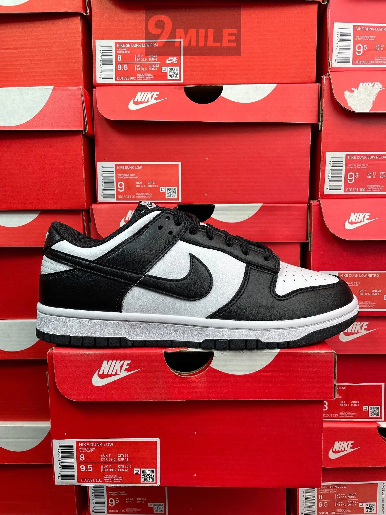 Nike Dunk Low Retro Brown and White Sneakers - 23