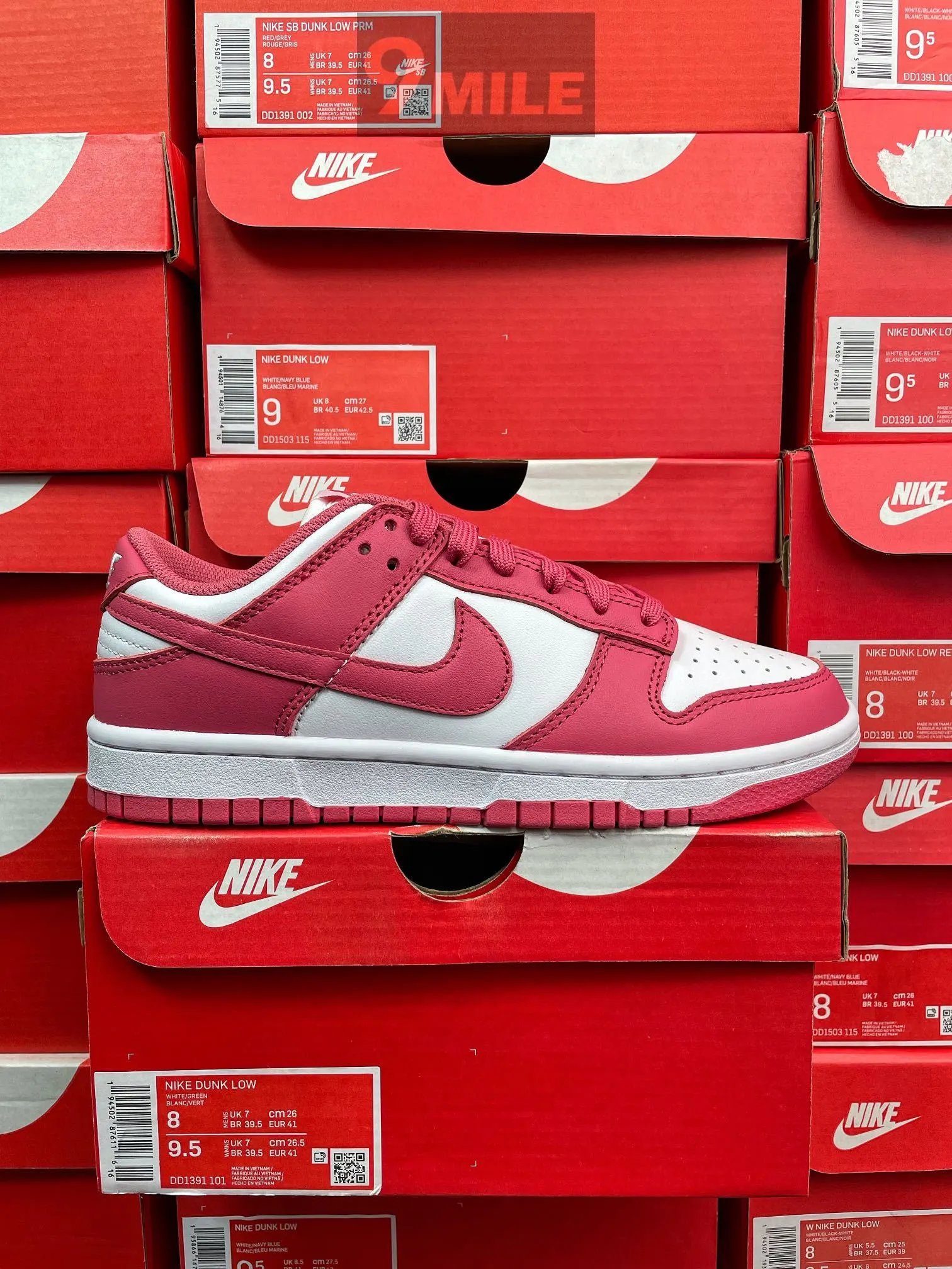 Nike Dunk Low Retro Brown and White Sneakers - 32