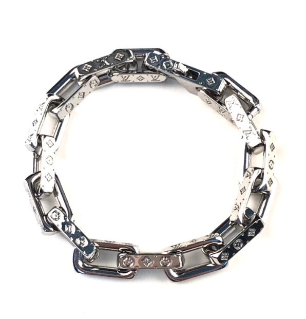 Silver quenched bracelet
