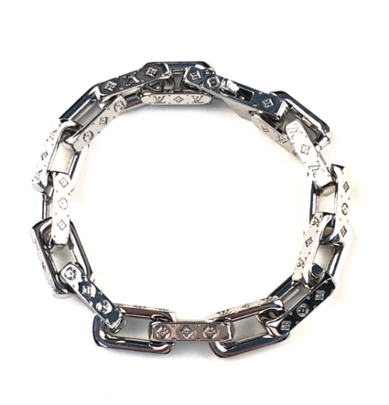 Silver quenched bracelet