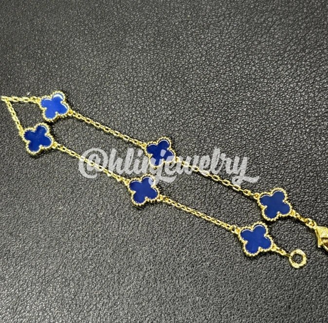 Gold Mini Blue Agate Clover and Six Flowers Bracelet