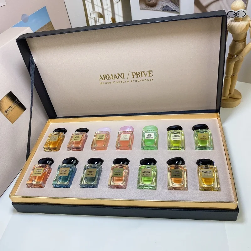 Armani Prive Fragrances Set Accessories