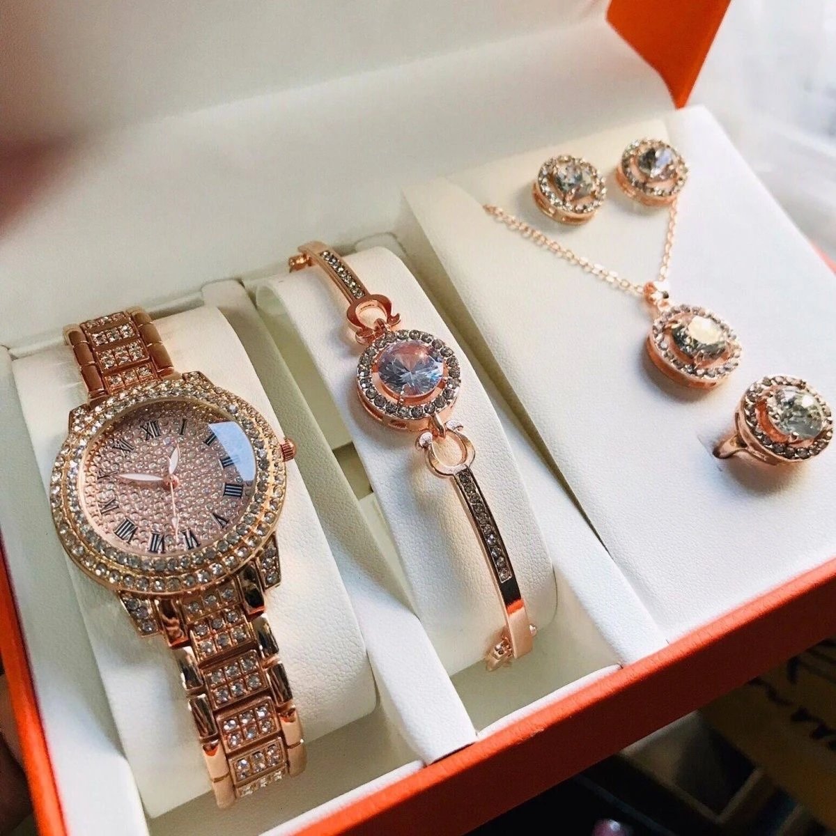Masafei Watches Women's Watch and Jewelry Gift Set — JF-025