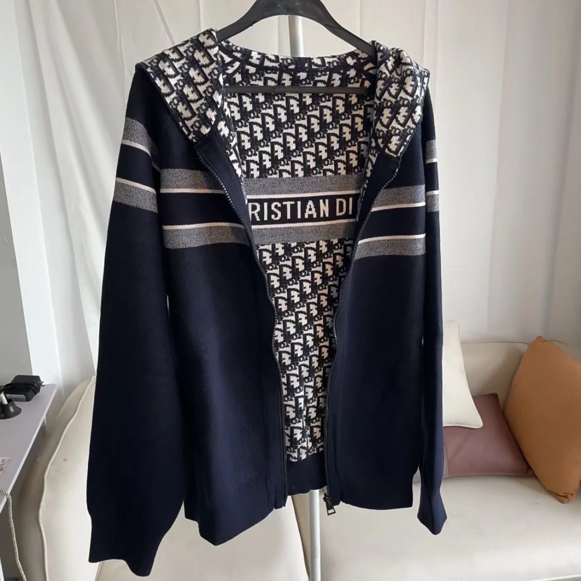 Dior Black Logo Zip-