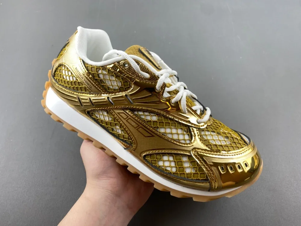 Bottega Veneta Gold 