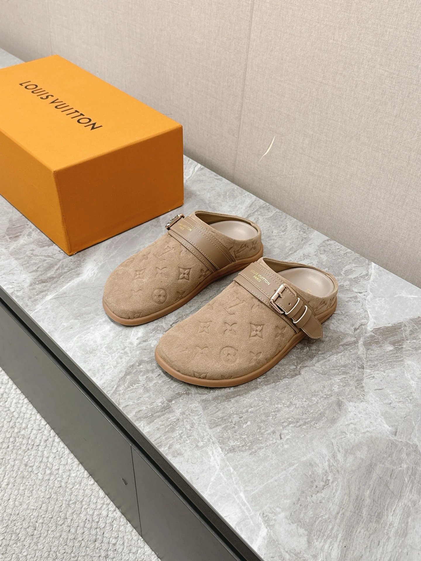 Louis Vuitton Beige Clogs
