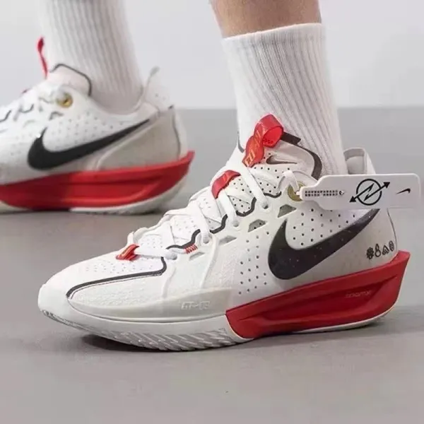 Nike GT Cut 2 White / Red Basketball Sneakers Basketball Shoes - 1