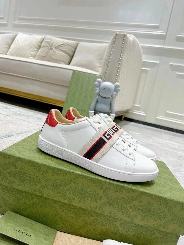 Gucci Ace Pineapple Embroidered White Sneakers - 15