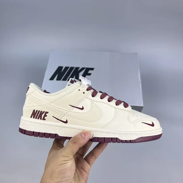 Nike Sneakers Dunk Low product detail image 13