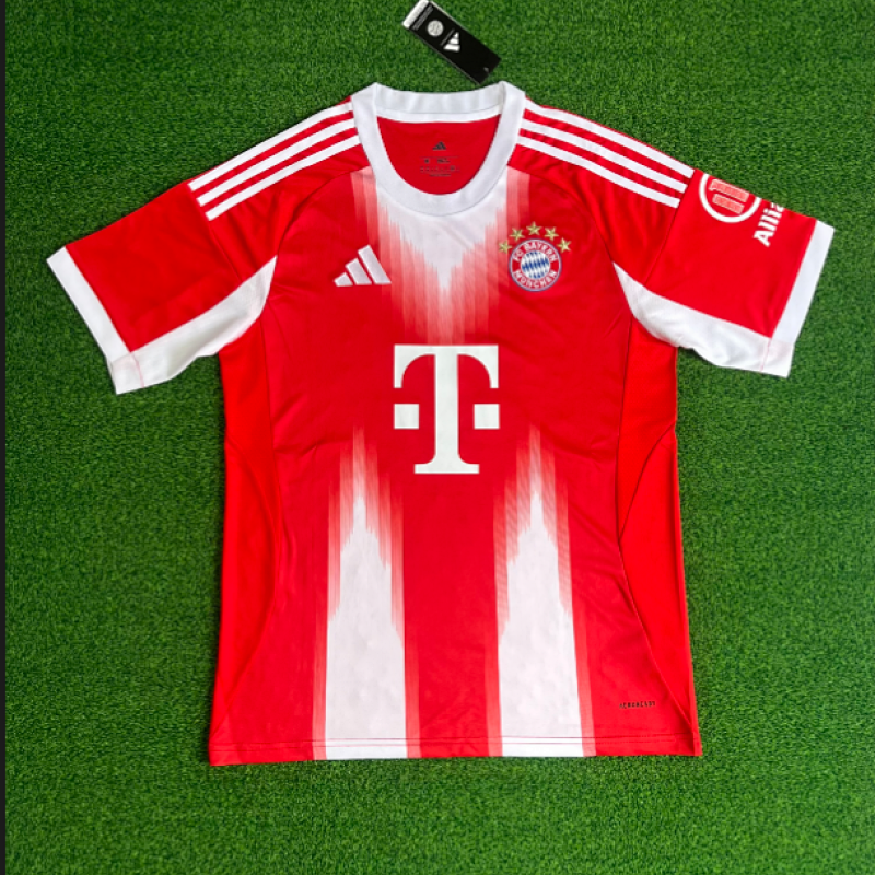 25-26 Bayern Munich Home Kit