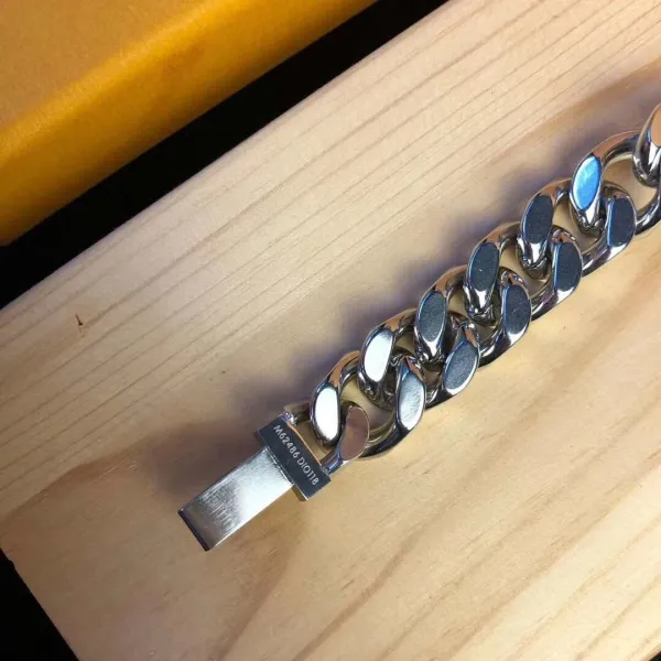 Louis Vuitton Chain Bracelet Silver Metal Jewelry - 4