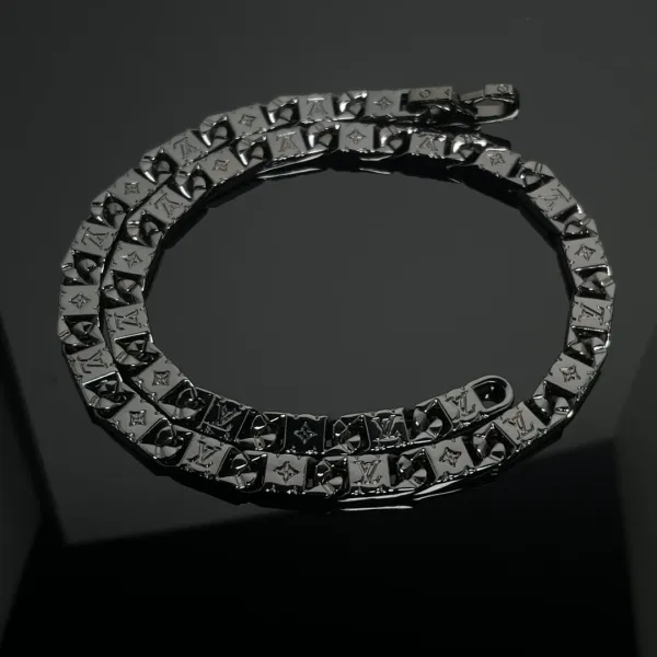 Louis Vuitton Monogram Chain Bracelet Black Jewelry - 4
