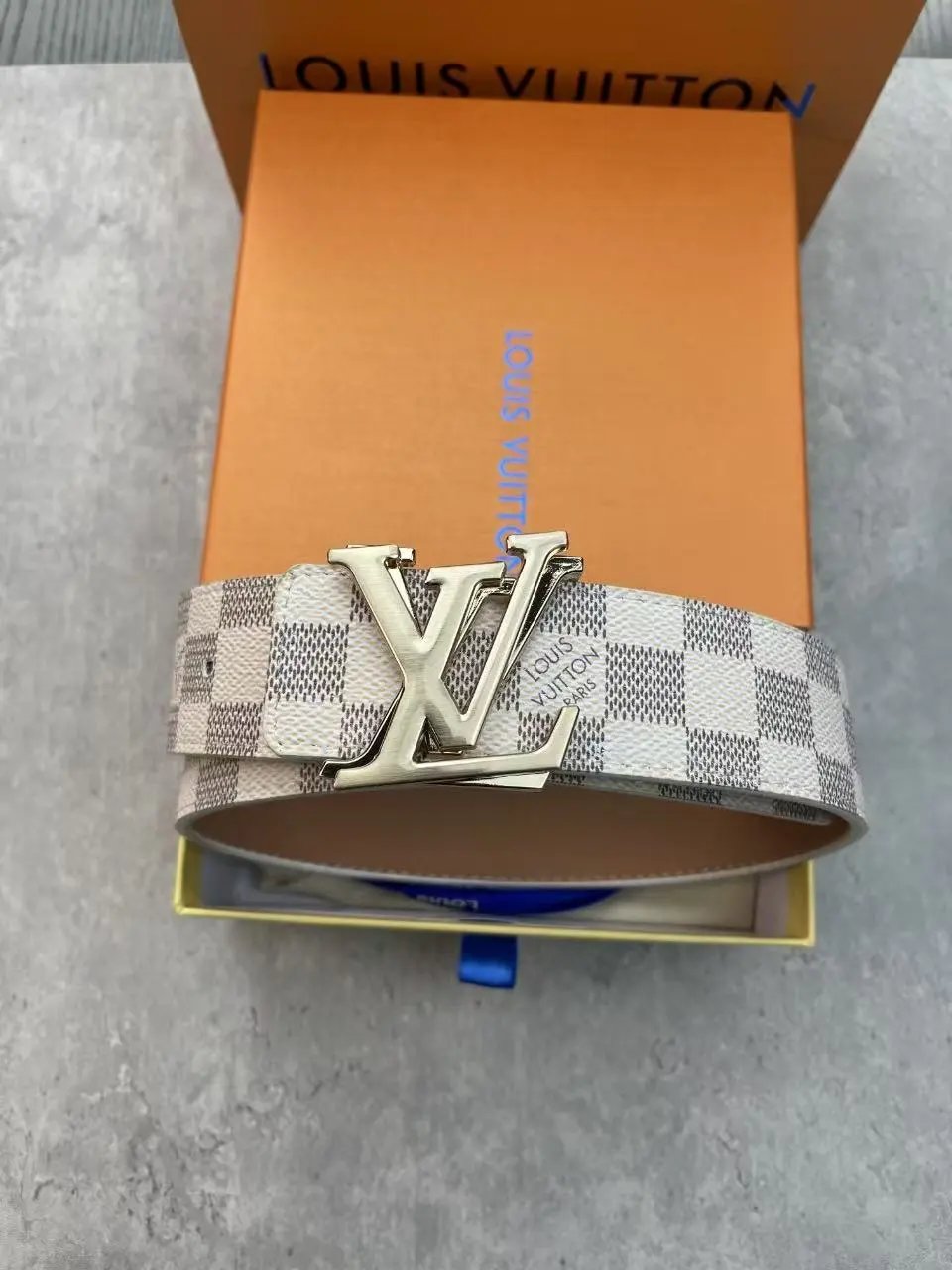 Product view 31