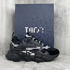 D Sneakers