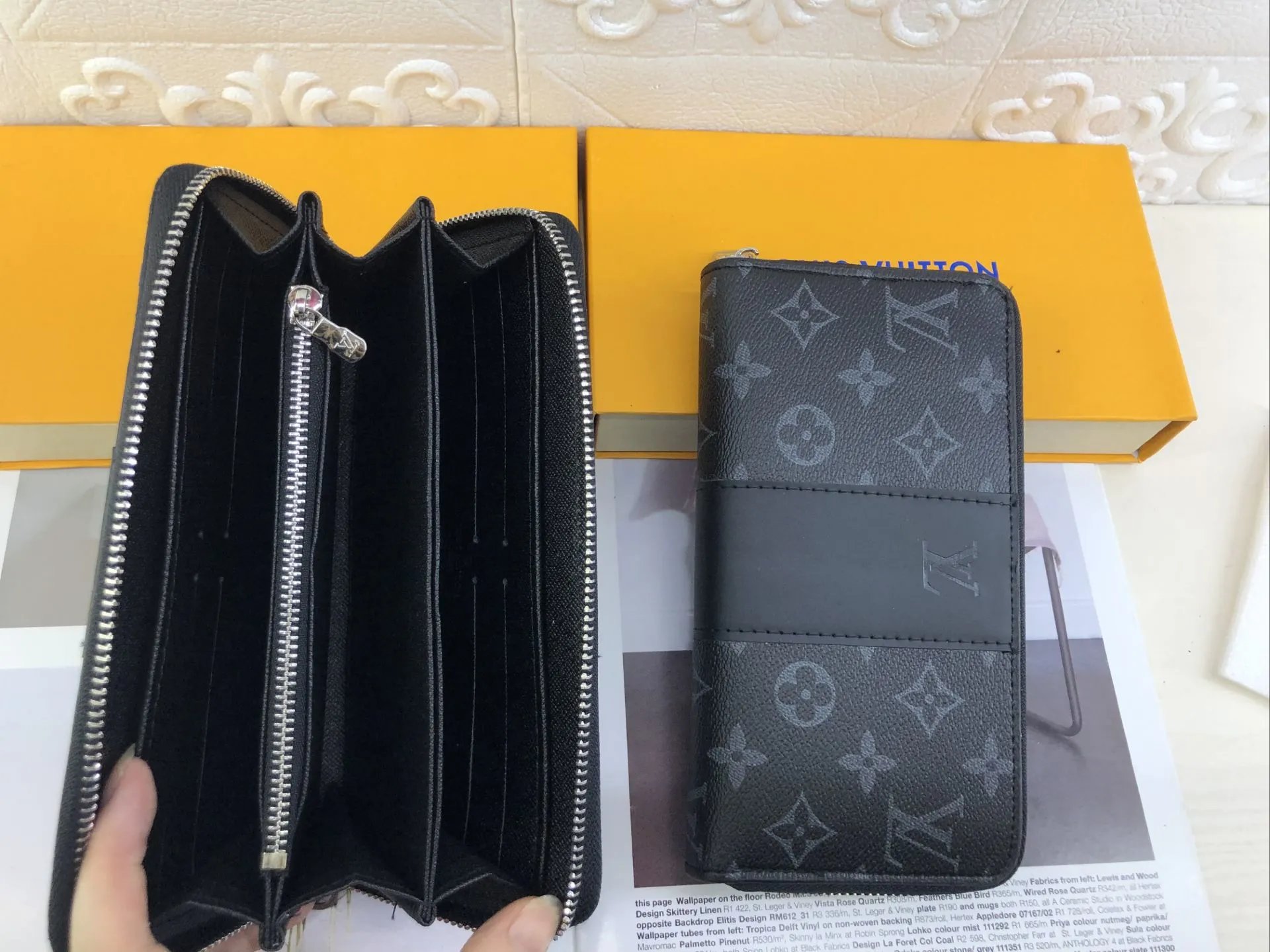 Louis Vuitton Damier Azur Long Wallet Beige and Gray - 8