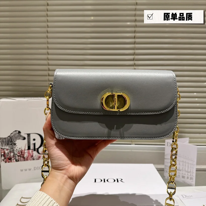 Dior 30 Montaigne Avenue CD