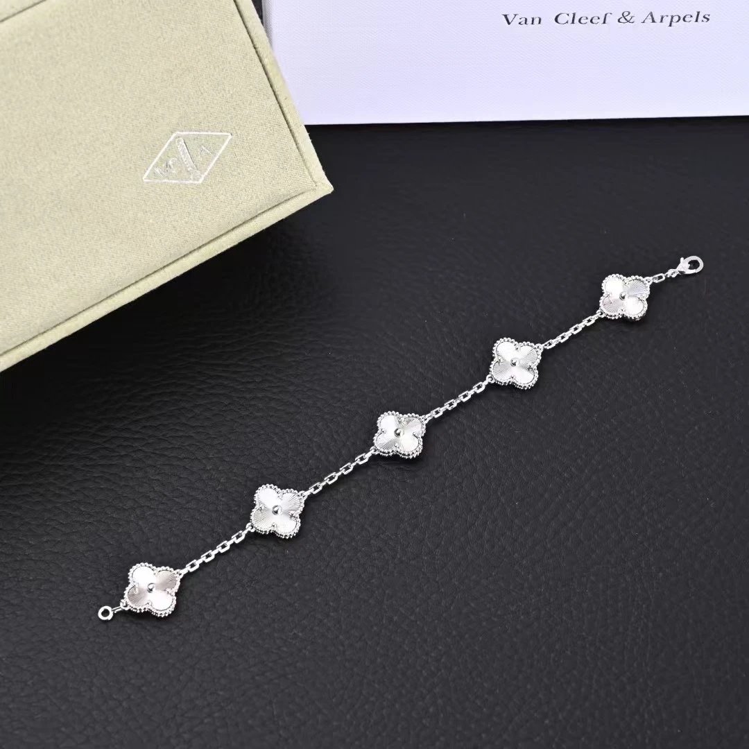 White Laser Five-Flower Bracelet
