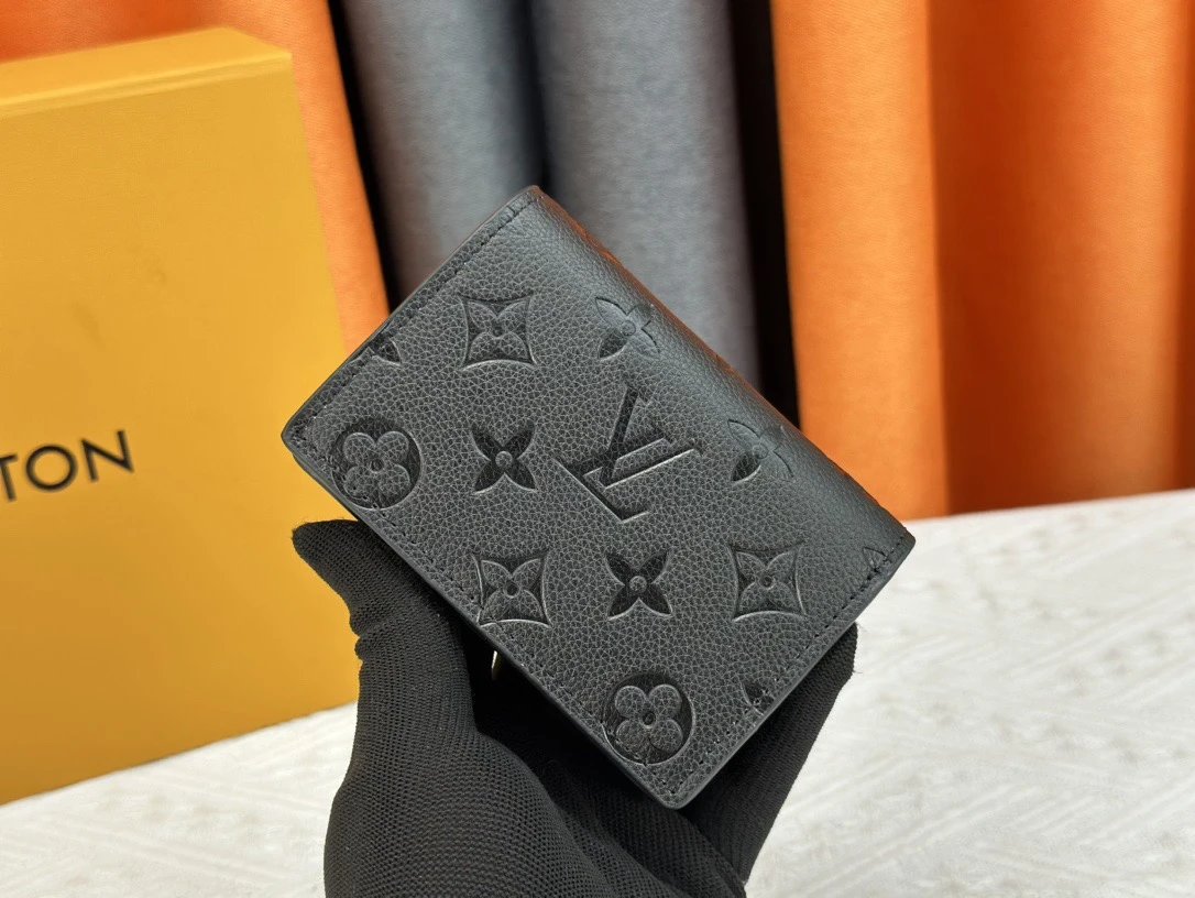 Louis Vuitton Wallet photo 2