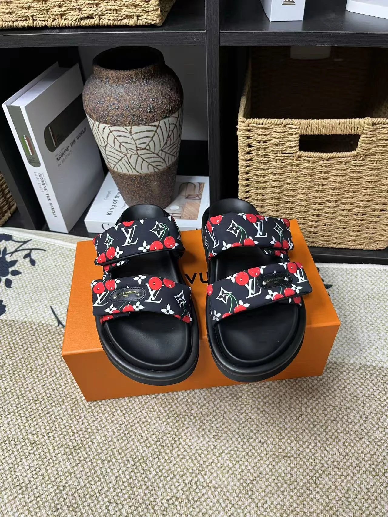 Couple Magic Tape Sandals photo 6