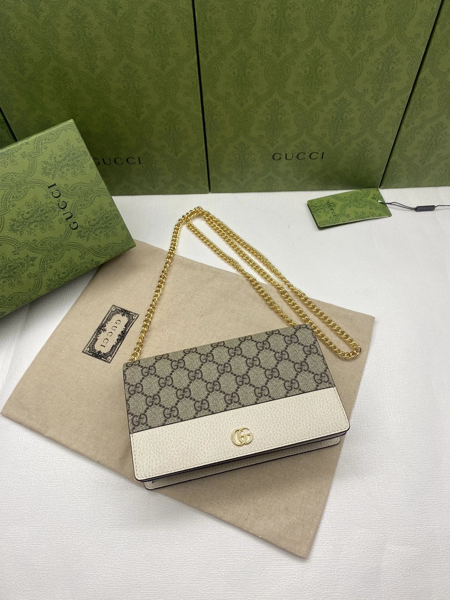 Gucci Clutch Crossbody Bag photo 5
