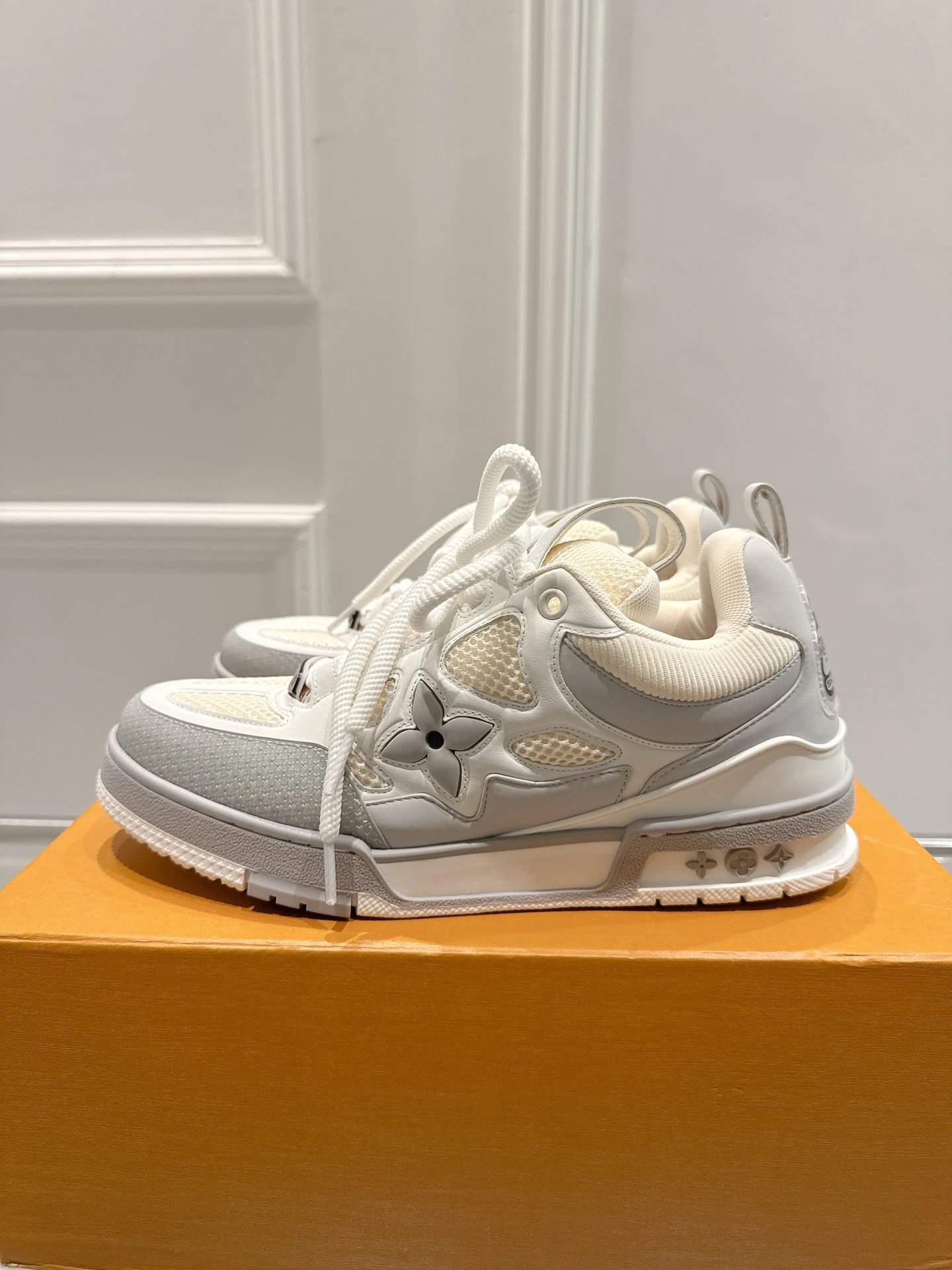 Casual Skateboard Shoes photo 3