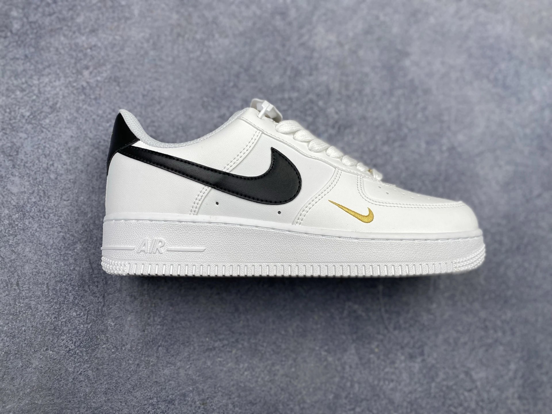 Nike Air Max Casual Shoes photo 5